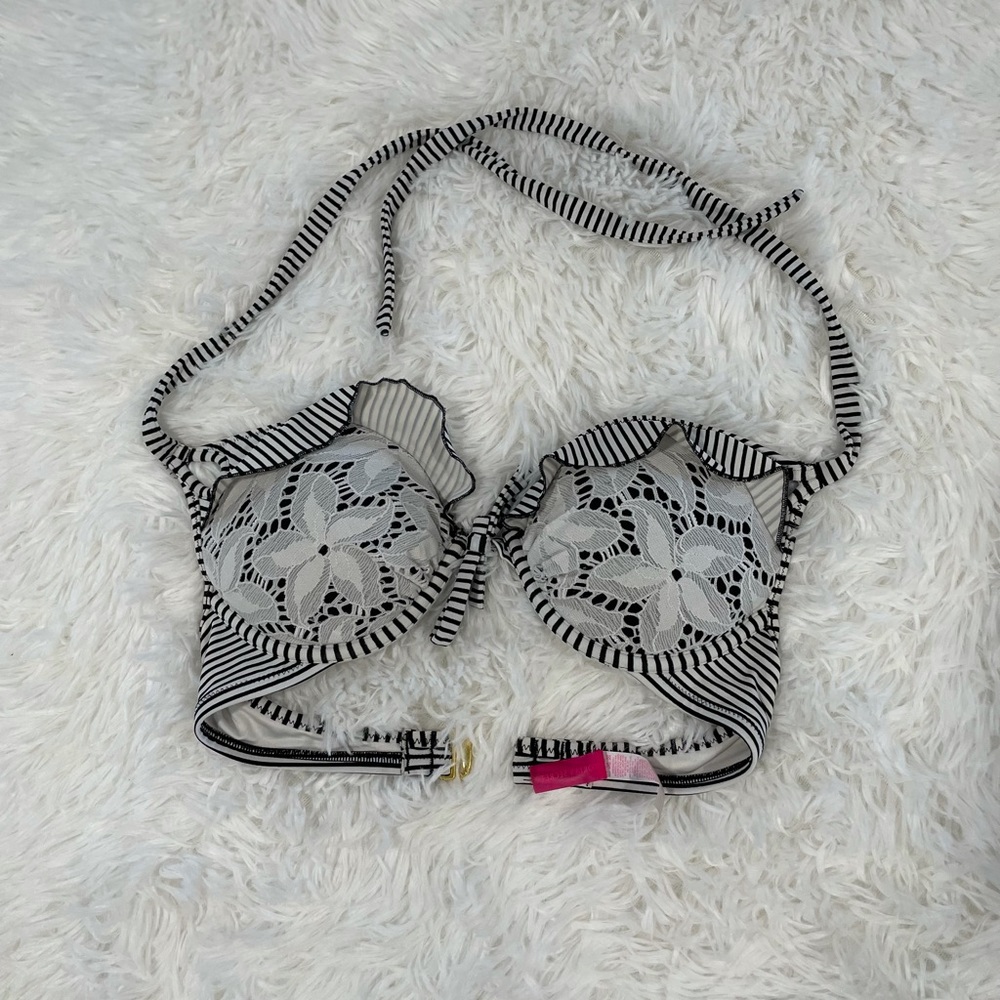 Victoria's Secret Bikini Top - 32C